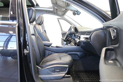 2019 Audi Q7 quattro Premium Plus  PREMIUM PLUS V-6 SUPERCHARGED* PANORAMIC ROOF* BOSE SOUND* POWER FOLDING 3RD ROW SEAT* 21 "GLOSS BLACK WHEELS W/NEW TIRES* TOW PKG* 2-KEYS* HEATED FRONT & REAR SEATS W/HEATED STEERING WHEELS - Photo 41 - Portland, OR 97230