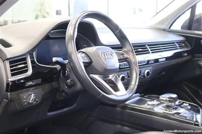 2019 Audi Q7 quattro Premium Plus  PREMIUM PLUS V-6 SUPERCHARGED* PANORAMIC ROOF* BOSE SOUND* POWER FOLDING 3RD ROW SEAT* 21 "GLOSS BLACK WHEELS W/NEW TIRES* TOW PKG* 2-KEYS* HEATED FRONT & REAR SEATS W/HEATED STEERING WHEELS - Photo 36 - Portland, OR 97230