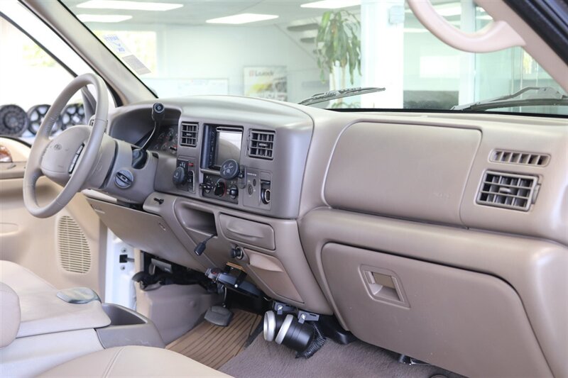 2000 Ford F-350 Super Duty Lariat 4dr SuperCab Lariat  1-FAMILY OWNED* 100% RUST FREE / ACCIDENT FREE* NEW 33 "BFG KO3* NEW 2.5 "LEVELING KIT* CANOPY / TRAILER BRAKES / LINEX BED LINER* BD ENGINE BREAK / BANKS MONSTER EXHAUST - Photo 84 - Portland, OR 97230