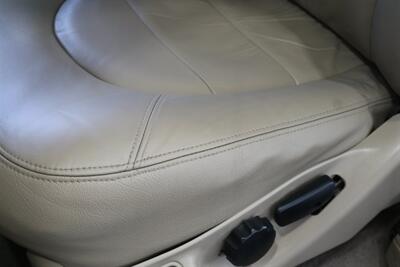 2000 Ford F-350 Super Duty Lariat 4dr SuperCab Lariat  1-FAMILY OWNED* 100% RUST FREE / ACCIDENT FREE* NEW 33 "BFG KO3* NEW 2.5 "LEVELING KIT* CANOPY / TRAILER BRAKES / LINEX BED LINER* BD ENGINE BREAK / BANKS MONSTER EXHAUST - Photo 68 - Portland, OR 97230