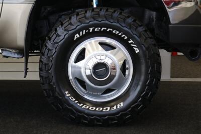 2000 Ford F-350 Super Duty Lariat 4dr SuperCab Lariat  1-FAMILY OWNED* 100% RUST FREE / ACCIDENT FREE* NEW 33 "BFG KO3* NEW 2.5 "LEVELING KIT* CANOPY / TRAILER BRAKES / LINEX BED LINER* BD ENGINE BREAK / BANKS MONSTER EXHAUST - Photo 58 - Portland, OR 97230