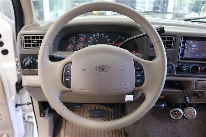 2000 Ford F-350 Super Duty Lariat 4dr SuperCab Lariat  1-FAMILY OWNED* 100% RUST FREE / ACCIDENT FREE* NEW 33 "BFG KO3* NEW 2.5 "LEVELING KIT* CANOPY / TRAILER BRAKES / LINEX BED LINER* BD ENGINE BREAK / BANKS MONSTER EXHAUST - Photo 79 - Portland, OR 97230