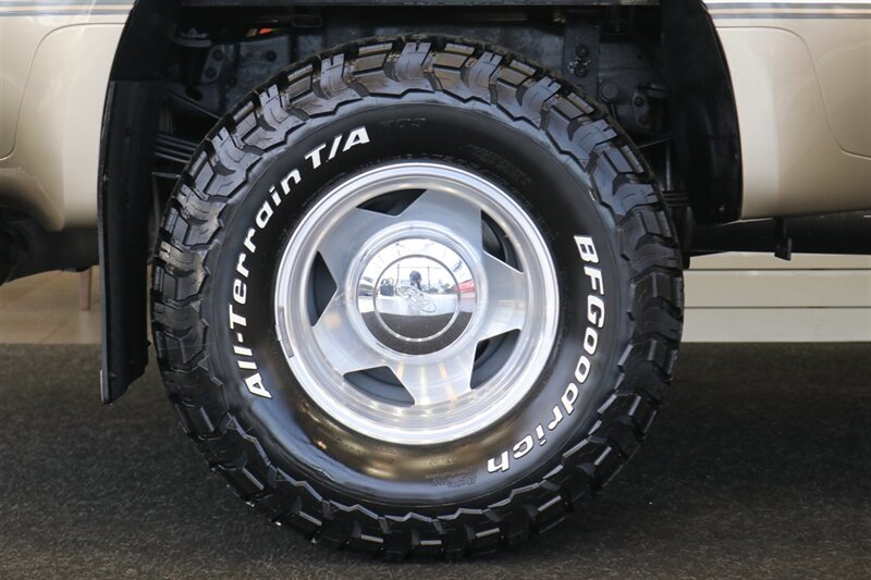 2000 Ford F-350 Super Duty Lariat 4dr SuperCab Lariat  1-FAMILY OWNED* 100% RUST FREE / ACCIDENT FREE* NEW 33 "BFG KO3* NEW 2.5 "LEVELING KIT* CANOPY / TRAILER BRAKES / LINEX BED LINER* BD ENGINE BREAK / BANKS MONSTER EXHAUST - Photo 57 - Portland, OR 97230