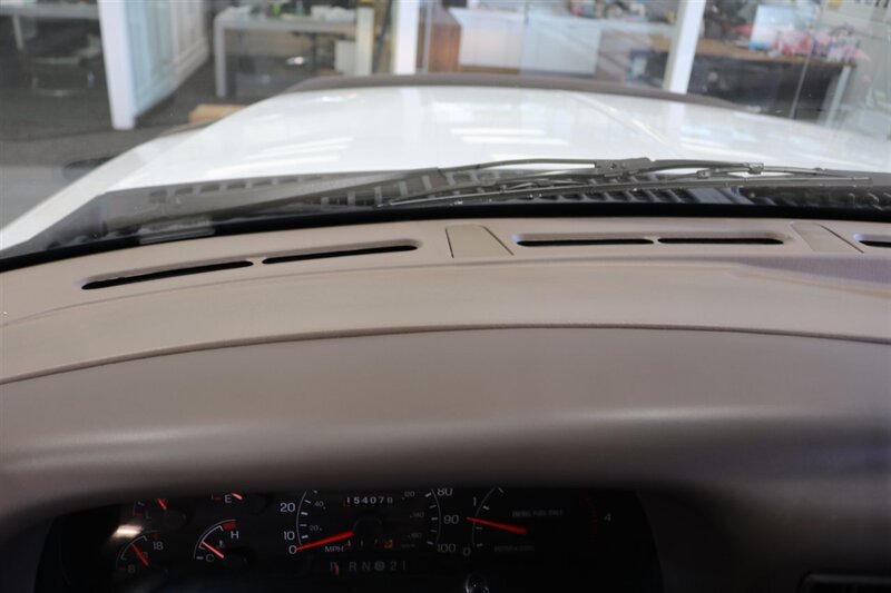 2000 Ford F-350 Super Duty Lariat 4dr SuperCab Lariat  1-FAMILY OWNED* 100% RUST FREE / ACCIDENT FREE* NEW 33 "BFG KO3* NEW 2.5 "LEVELING KIT* CANOPY / TRAILER BRAKES / LINEX BED LINER* BD ENGINE BREAK / BANKS MONSTER EXHAUST - Photo 83 - Portland, OR 97230