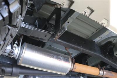 2000 Ford F-350 Super Duty Lariat 4dr SuperCab Lariat  1-FAMILY OWNED* 100% RUST FREE / ACCIDENT FREE* NEW 33 "BFG KO3* NEW 2.5 "LEVELING KIT* CANOPY / TRAILER BRAKES / LINEX BED LINER* BD ENGINE BREAK / BANKS MONSTER EXHAUST - Photo 32 - Portland, OR 97230