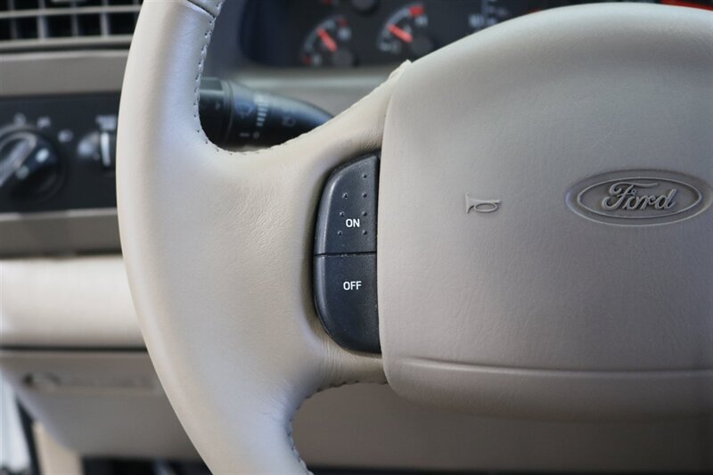 2000 Ford F-350 Super Duty Lariat 4dr SuperCab Lariat  1-FAMILY OWNED* 100% RUST FREE / ACCIDENT FREE* NEW 33 "BFG KO3* NEW 2.5 "LEVELING KIT* CANOPY / TRAILER BRAKES / LINEX BED LINER* BD ENGINE BREAK / BANKS MONSTER EXHAUST - Photo 80 - Portland, OR 97230