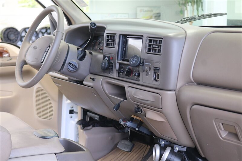 2000 Ford F-350 Super Duty Lariat 4dr SuperCab Lariat  1-FAMILY OWNED* 100% RUST FREE / ACCIDENT FREE* NEW 33 "BFG KO3* NEW 2.5 "LEVELING KIT* CANOPY / TRAILER BRAKES / LINEX BED LINER* BD ENGINE BREAK / BANKS MONSTER EXHAUST - Photo 77 - Portland, OR 97230