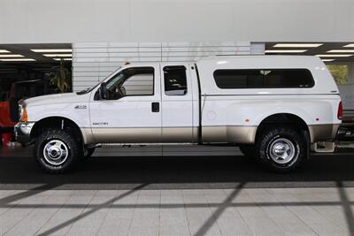 2000 Ford F-350 Super Duty Lariat 4dr SuperCab Lariat  1-FAMILY OWNED* 100% RUST FREE / ACCIDENT FREE* NEW 33 "BFG KO3* NEW 2.5 "LEVELING KIT* CANOPY / TRAILER BRAKES / LINEX BED LINER* BD ENGINE BREAK / BANKS MONSTER EXHAUST - Photo 4 - Portland, OR 97230