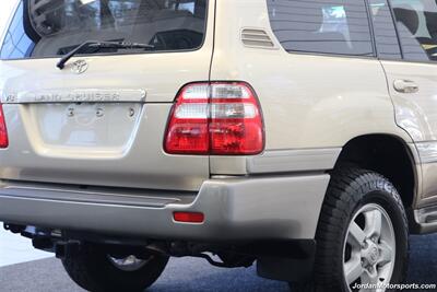 2004 Toyota Land Cruiser  100% RUST FREE* NEW OLD MAN EMU LIFT* NEW TIMING BELT / WATER PUMP / TENSIONERS & HOSES* NEW TIRES* 0-ACCIDENTS* LIKE NEW INTERIOR* ALL BOOKS & 3-KEYS* - Photo 36 - Portland, OR 97230