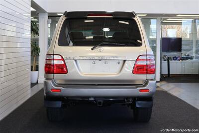 2004 Toyota Land Cruiser  100% RUST FREE* NEW OLD MAN EMU LIFT* NEW TIMING BELT / WATER PUMP / TENSIONERS & HOSES* NEW TIRES* 0-ACCIDENTS* LIKE NEW INTERIOR* ALL BOOKS & 3-KEYS* - Photo 8 - Portland, OR 97230