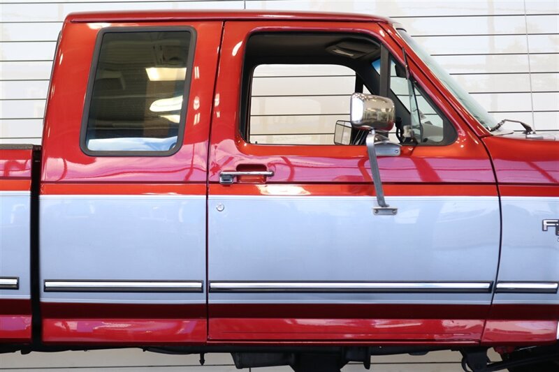 1996 Ford F-250 XLT  2-OWNER SINCE NEW* 100% RUST & CORROSION FREE* 100% STOCK* NEW 33 "  BFG KO3s* NEVER HAD 5TH WHEEL OR GOOSENECK* SPRAY IN BED LINER* FULL NEW FRESH SERVICE* ALL ORIGINAL BOOKS* FACTORY 2-TONE - Photo 57 - Portland, OR 97230