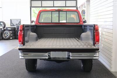 1996 Ford F-250 XLT  2-OWNER SINCE NEW* 100% RUST & CORROSION FREE* 100% STOCK* NEW 33 "  BFG KO3s* NEVER HAD 5TH WHEEL OR GOOSENECK* SPRAY IN BED LINER* FULL NEW FRESH SERVICE* ALL ORIGINAL BOOKS* FACTORY 2-TONE - Photo 15 - Portland, OR 97230