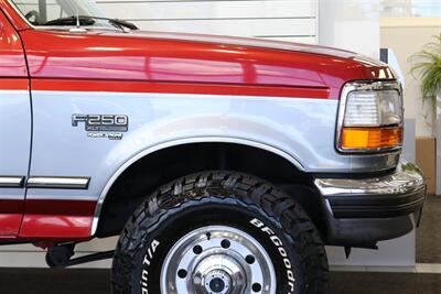 1996 Ford F-250 XLT  2-OWNER SINCE NEW* 100% RUST & CORROSION FREE* 100% STOCK* NEW 33 "  BFG KO3s* NEVER HAD 5TH WHEEL OR GOOSENECK* SPRAY IN BED LINER* FULL NEW FRESH SERVICE* ALL ORIGINAL BOOKS* FACTORY 2-TONE - Photo 55 - Portland, OR 97230