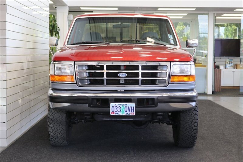 1996 Ford F-250 XLT  2-OWNER SINCE NEW* 100% RUST & CORROSION FREE* 100% STOCK* NEW 33 "  BFG KO3s* NEVER HAD 5TH WHEEL OR GOOSENECK* SPRAY IN BED LINER* FULL NEW FRESH SERVICE* ALL ORIGINAL BOOKS* FACTORY 2-TONE - Photo 8 - Portland, OR 97230