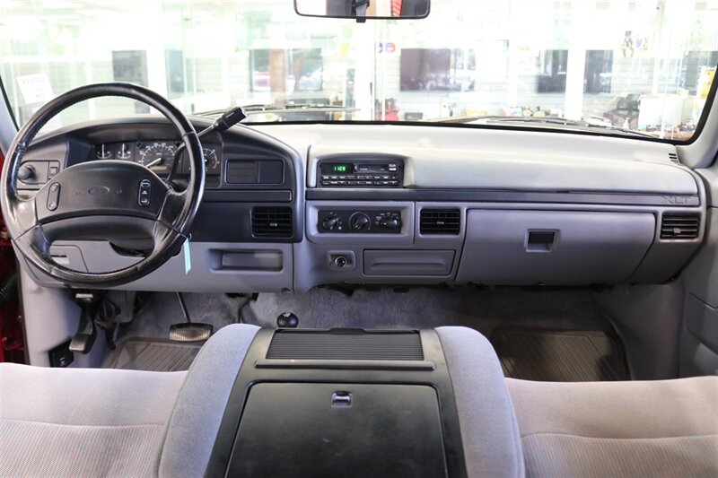 1996 Ford F-250 XLT  2-OWNER SINCE NEW* 100% RUST & CORROSION FREE* 100% STOCK* NEW 33 "  BFG KO3s* NEVER HAD 5TH WHEEL OR GOOSENECK* SPRAY IN BED LINER* FULL NEW FRESH SERVICE* ALL ORIGINAL BOOKS* FACTORY 2-TONE - Photo 20 - Portland, OR 97230
