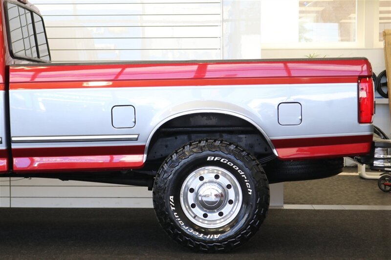 1996 Ford F-250 XLT  2-OWNER SINCE NEW* 100% RUST & CORROSION FREE* 100% STOCK* NEW 33 "  BFG KO3s* NEVER HAD 5TH WHEEL OR GOOSENECK* SPRAY IN BED LINER* FULL NEW FRESH SERVICE* ALL ORIGINAL BOOKS* FACTORY 2-TONE - Photo 58 - Portland, OR 97230