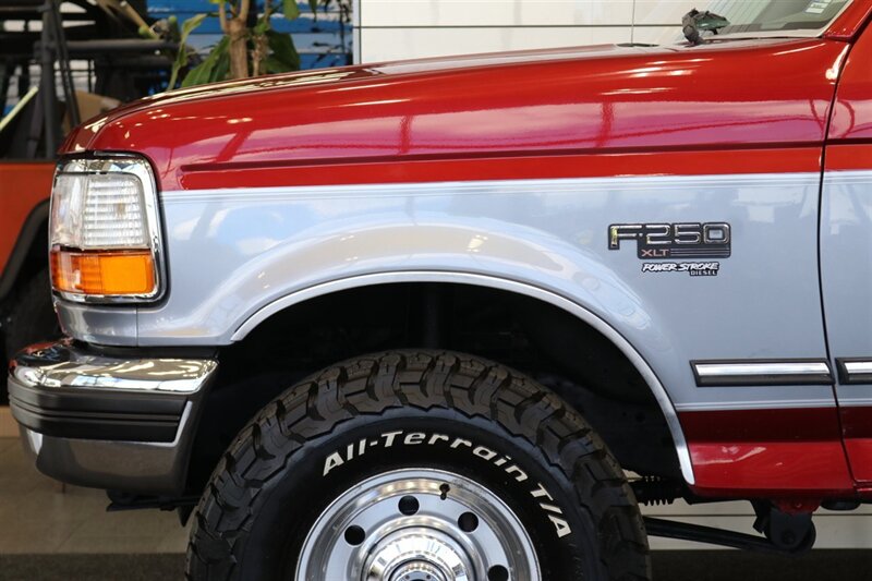 1996 Ford F-250 XLT  2-OWNER SINCE NEW* 100% RUST & CORROSION FREE* 100% STOCK* NEW 33 "  BFG KO3s* NEVER HAD 5TH WHEEL OR GOOSENECK* SPRAY IN BED LINER* FULL NEW FRESH SERVICE* ALL ORIGINAL BOOKS* FACTORY 2-TONE - Photo 54 - Portland, OR 97230