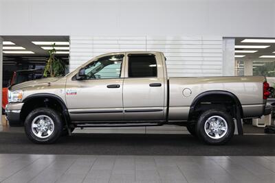 2009 Dodge Ram 3500 SLT 1-OWNER* 6-SPEED MANUAL* 51K ORIGINAL MILES* COLLECTOR GRADE* 6-PASS SEATING* LINEX BED LINER* REAR AIR BAGS* 100% RUST FREE* ALL SERVICE RECORDS @ DODGE DEALER SINCE NEW* BOOKS-KEYS-WINDOW STICKER - Photo 4 - Portland, OR 97230