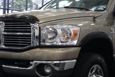 2009 Dodge Ram 3500 SLT 1-OWNER* 6-SPEED MANUAL* 51K ORIGINAL MILES* COLLECTOR GRADE* 6-PASS SEATING* LINEX BED LINER* REAR AIR BAGS* 100% RUST FREE* ALL SERVICE RECORDS @ DODGE DEALER SINCE NEW* BOOKS-KEYS-WINDOW STICKER - Photo 39 - Portland, OR 97230