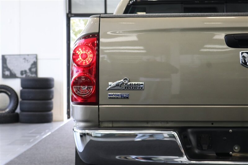 2009 Dodge Ram 3500 SLT 1-OWNER* 6-SPEED MANUAL* 51K ORIGINAL MILES* COLLECTOR GRADE* 6-PASS SEATING* LINEX BED LINER* REAR AIR BAGS* 100% RUST FREE* ALL SERVICE RECORDS @ DODGE DEALER SINCE NEW* BOOKS-KEYS-WINDOW STICKER - Photo 68 - Portland, OR 97230