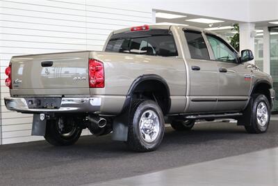 2009 Dodge Ram 3500 SLT 1-OWNER* 6-SPEED MANUAL* 51K ORIGINAL MILES* COLLECTOR GRADE* 6-PASS SEATING* LINEX BED LINER* REAR AIR BAGS* 100% RUST FREE* ALL SERVICE RECORDS @ DODGE DEALER SINCE NEW* BOOKS-KEYS-WINDOW STICKER - Photo 6 - Portland, OR 97230
