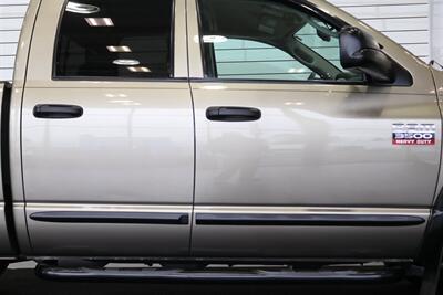 2009 Dodge Ram 3500 SLT 1-OWNER* 6-SPEED MANUAL* 51K ORIGINAL MILES* COLLECTOR GRADE* 6-PASS SEATING* LINEX BED LINER* REAR AIR BAGS* 100% RUST FREE* ALL SERVICE RECORDS @ DODGE DEALER SINCE NEW* BOOKS-KEYS-WINDOW STICKER - Photo 45 - Portland, OR 97230