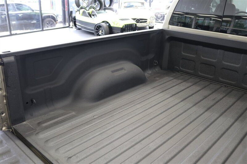 2009 Dodge Ram 3500 SLT 1-OWNER* 6-SPEED MANUAL* 51K ORIGINAL MILES* COLLECTOR GRADE* 6-PASS SEATING* LINEX BED LINER* REAR AIR BAGS* 100% RUST FREE* ALL SERVICE RECORDS @ DODGE DEALER SINCE NEW* BOOKS-KEYS-WINDOW STICKER - Photo 72 - Portland, OR 97230