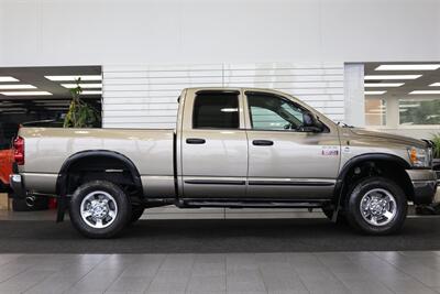 2009 Dodge Ram 3500 SLT 1-OWNER* 6-SPEED MANUAL* 51K ORIGINAL MILES* COLLECTOR GRADE* 6-PASS SEATING* LINEX BED LINER* REAR AIR BAGS* 100% RUST FREE* ALL SERVICE RECORDS @ DODGE DEALER SINCE NEW* BOOKS-KEYS-WINDOW STICKER - Photo 5 - Portland, OR 97230