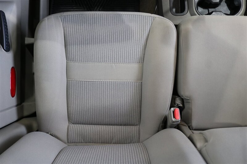 2009 Dodge Ram 3500 SLT 1-OWNER* 6-SPEED MANUAL* 51K ORIGINAL MILES* COLLECTOR GRADE* 6-PASS SEATING* LINEX BED LINER* REAR AIR BAGS* 100% RUST FREE* ALL SERVICE RECORDS @ DODGE DEALER SINCE NEW* BOOKS-KEYS-WINDOW STICKER - Photo 57 - Portland, OR 97230