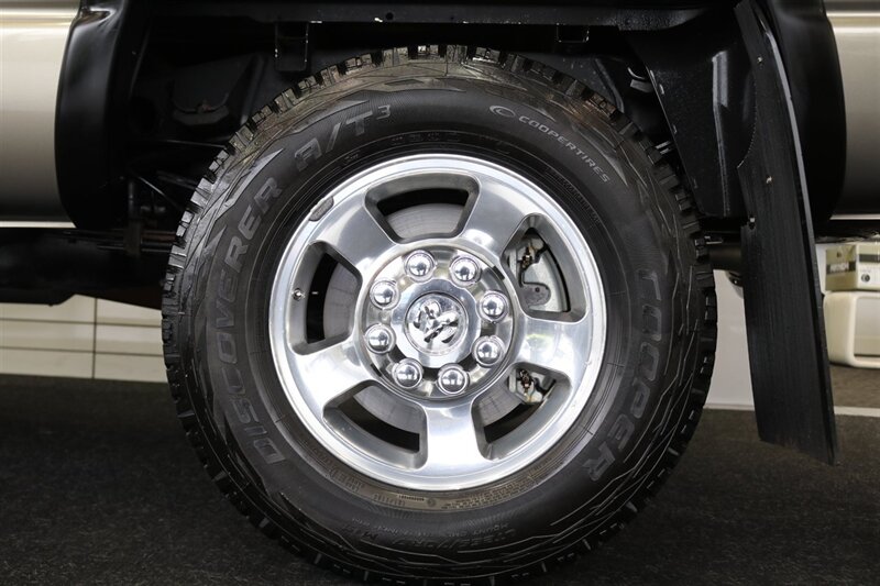 2009 Dodge Ram 3500 SLT 1-OWNER* 6-SPEED MANUAL* 51K ORIGINAL MILES* COLLECTOR GRADE* 6-PASS SEATING* LINEX BED LINER* REAR AIR BAGS* 100% RUST FREE* ALL SERVICE RECORDS @ DODGE DEALER SINCE NEW* BOOKS-KEYS-WINDOW STICKER - Photo 37 - Portland, OR 97230