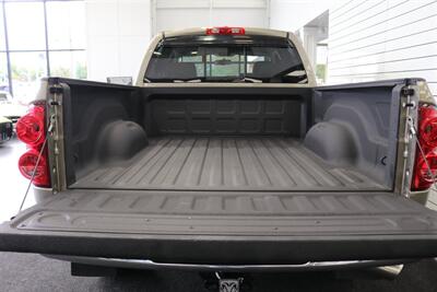 2009 Dodge Ram 3500 SLT 1-OWNER* 6-SPEED MANUAL* 51K ORIGINAL MILES* COLLECTOR GRADE* 6-PASS SEATING* LINEX BED LINER* REAR AIR BAGS* 100% RUST FREE* ALL SERVICE RECORDS @ DODGE DEALER SINCE NEW* BOOKS-KEYS-WINDOW STICKER - Photo 14 - Portland, OR 97230