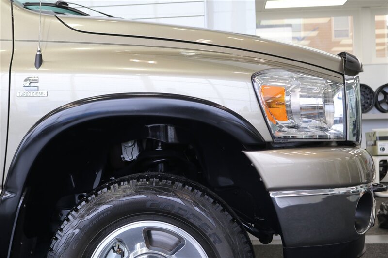 2009 Dodge Ram 3500 SLT 1-OWNER* 6-SPEED MANUAL* 51K ORIGINAL MILES* COLLECTOR GRADE* 6-PASS SEATING* LINEX BED LINER* REAR AIR BAGS* 100% RUST FREE* ALL SERVICE RECORDS @ DODGE DEALER SINCE NEW* BOOKS-KEYS-WINDOW STICKER - Photo 42 - Portland, OR 97230