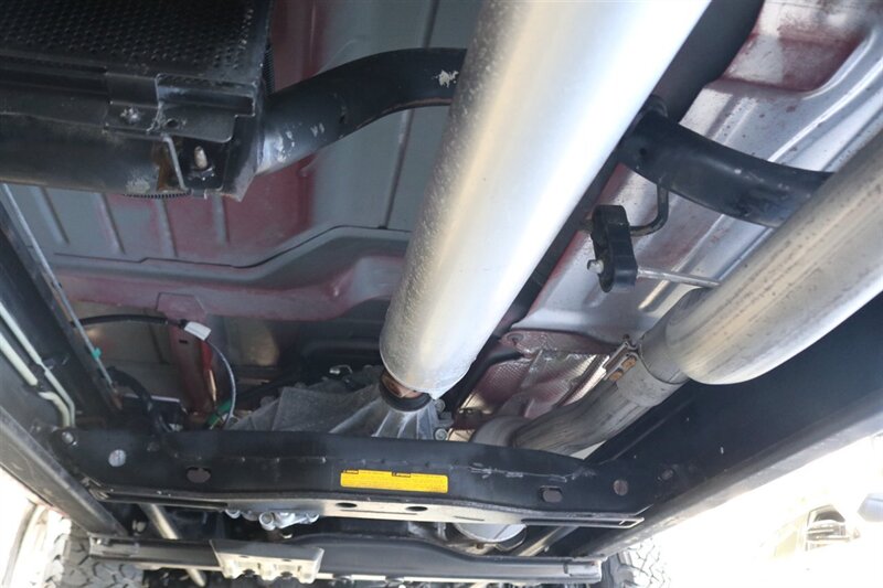 2006 Chevrolet Silverado 2500 LT3  1-OWNER LBZ WITH 37K MILES* 100% RUST FREE* LONG BED LT3 PKG* NEW 33 " BFG KO3 10-PLYs* ALL BOOKS-MANUALS-WINDOW STICKER* FULL FRESH SERVICE* BED IS NEW NEVER USED* OREGON TRUCK SINCE NEW - Photo 22 - Portland, OR 97230