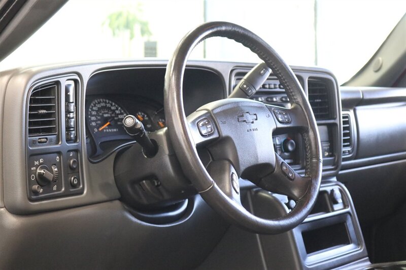 2006 Chevrolet Silverado 2500 LT3  1-OWNER LBZ WITH 37K MILES* 100% RUST FREE* LONG BED LT3 PKG* NEW 33 " BFG KO3 10-PLYs* ALL BOOKS-MANUALS-WINDOW STICKER* FULL FRESH SERVICE* BED IS NEW NEVER USED* OREGON TRUCK SINCE NEW - Photo 78 - Portland, OR 97230