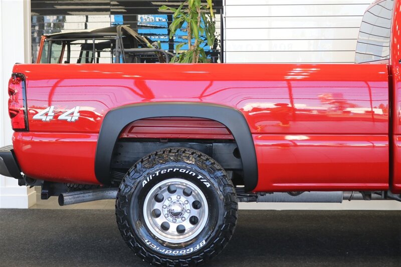 2006 Chevrolet Silverado 2500 LT3  1-OWNER LBZ WITH 37K MILES* 100% RUST FREE* LONG BED LT3 PKG* NEW 33 " BFG KO3 10-PLYs* ALL BOOKS-MANUALS-WINDOW STICKER* FULL FRESH SERVICE* BED IS NEW NEVER USED* OREGON TRUCK SINCE NEW - Photo 61 - Portland, OR 97230