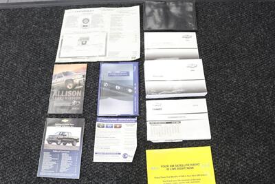 2006 Chevrolet Silverado 2500 LT3  1-OWNER LBZ WITH 37K MILES* 100% RUST FREE* LONG BED LT3 PKG* NEW 33 " BFG KO3 10-PLYs* ALL BOOKS-MANUALS-WINDOW STICKER* FULL FRESH SERVICE* BED IS NEW NEVER USED* OREGON TRUCK SINCE NEW - Photo 21 - Portland, OR 97230