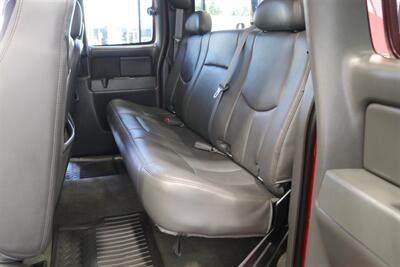 2006 Chevrolet Silverado 2500 LT3  1-OWNER LBZ WITH 37K MILES* 100% RUST FREE* LONG BED LT3 PKG* NEW 33 " BFG KO3 10-PLYs* ALL BOOKS-MANUALS-WINDOW STICKER* FULL FRESH SERVICE* BED IS NEW NEVER USED* OREGON TRUCK SINCE NEW - Photo 80 - Portland, OR 97230