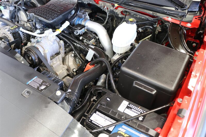 2006 Chevrolet Silverado 2500 LT3  1-OWNER LBZ WITH 37K MILES* 100% RUST FREE* LONG BED LT3 PKG* NEW 33 " BFG KO3 10-PLYs* ALL BOOKS-MANUALS-WINDOW STICKER* FULL FRESH SERVICE* BED IS NEW NEVER USED* OREGON TRUCK SINCE NEW - Photo 39 - Portland, OR 97230