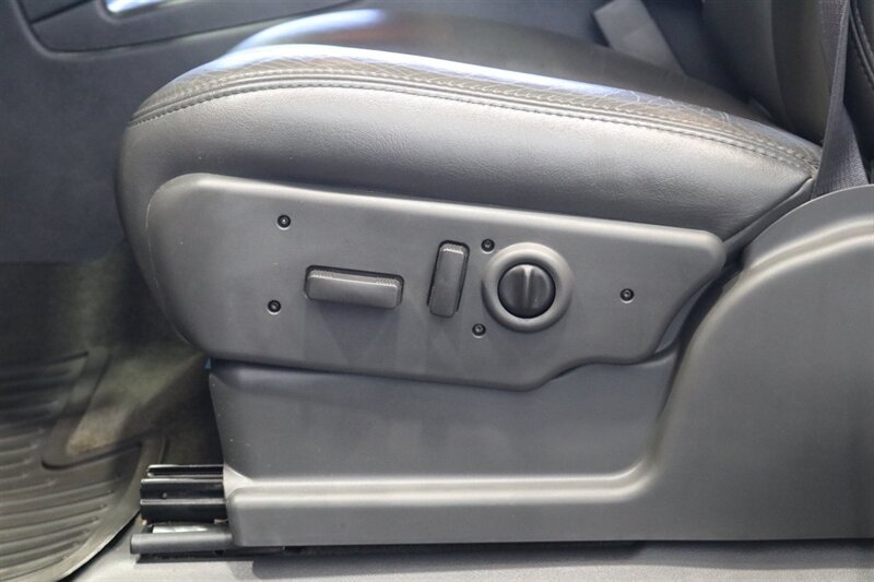 2006 Chevrolet Silverado 2500 LT3  1-OWNER LBZ WITH 37K MILES* 100% RUST FREE* LONG BED LT3 PKG* NEW 33 " BFG KO3 10-PLYs* ALL BOOKS-MANUALS-WINDOW STICKER* FULL FRESH SERVICE* BED IS NEW NEVER USED* OREGON TRUCK SINCE NEW - Photo 68 - Portland, OR 97230