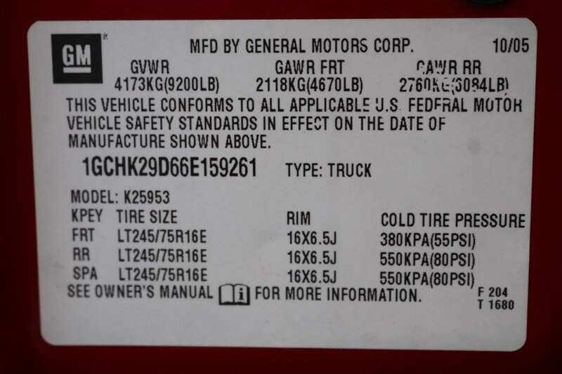 2006 Chevrolet Silverado 2500 LT3  1-OWNER LBZ WITH 37K MILES* 100% RUST FREE* LONG BED LT3 PKG* NEW 33 " BFG KO3 10-PLYs* ALL BOOKS-MANUALS-WINDOW STICKER* FULL FRESH SERVICE* BED IS NEW NEVER USED* OREGON TRUCK SINCE NEW - Photo 93 - Portland, OR 97230