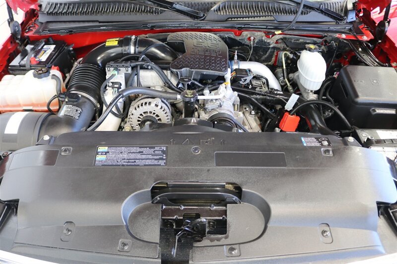 2006 Chevrolet Silverado 2500 LT3  1-OWNER LBZ WITH 37K MILES* 100% RUST FREE* LONG BED LT3 PKG* NEW 33 " BFG KO3 10-PLYs* ALL BOOKS-MANUALS-WINDOW STICKER* FULL FRESH SERVICE* BED IS NEW NEVER USED* OREGON TRUCK SINCE NEW - Photo 14 - Portland, OR 97230