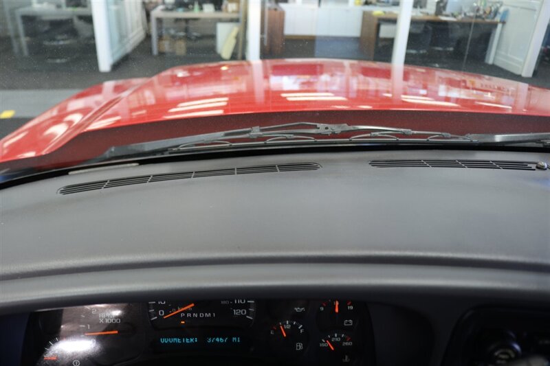 2006 Chevrolet Silverado 2500 LT3  1-OWNER LBZ WITH 37K MILES* 100% RUST FREE* LONG BED LT3 PKG* NEW 33 " BFG KO3 10-PLYs* ALL BOOKS-MANUALS-WINDOW STICKER* FULL FRESH SERVICE* BED IS NEW NEVER USED* OREGON TRUCK SINCE NEW - Photo 88 - Portland, OR 97230