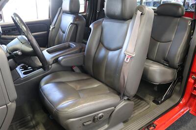 2006 Chevrolet Silverado 2500 LT3  1-OWNER LBZ WITH 37K MILES* 100% RUST FREE* LONG BED LT3 PKG* NEW 33 " BFG KO3 10-PLYs* ALL BOOKS-MANUALS-WINDOW STICKER* FULL FRESH SERVICE* BED IS NEW NEVER USED* OREGON TRUCK SINCE NEW - Photo 16 - Portland, OR 97230