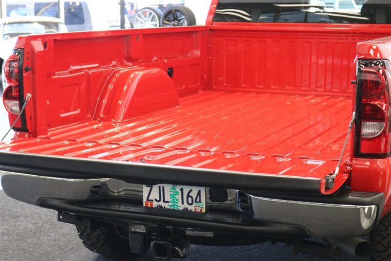 2006 Chevrolet Silverado 2500 LT3  1-OWNER LBZ WITH 37K MILES* 100% RUST FREE* LONG BED LT3 PKG* NEW 33 " BFG KO3 10-PLYs* ALL BOOKS-MANUALS-WINDOW STICKER* FULL FRESH SERVICE* BED IS NEW NEVER USED* OREGON TRUCK SINCE NEW - Photo 45 - Portland, OR 97230