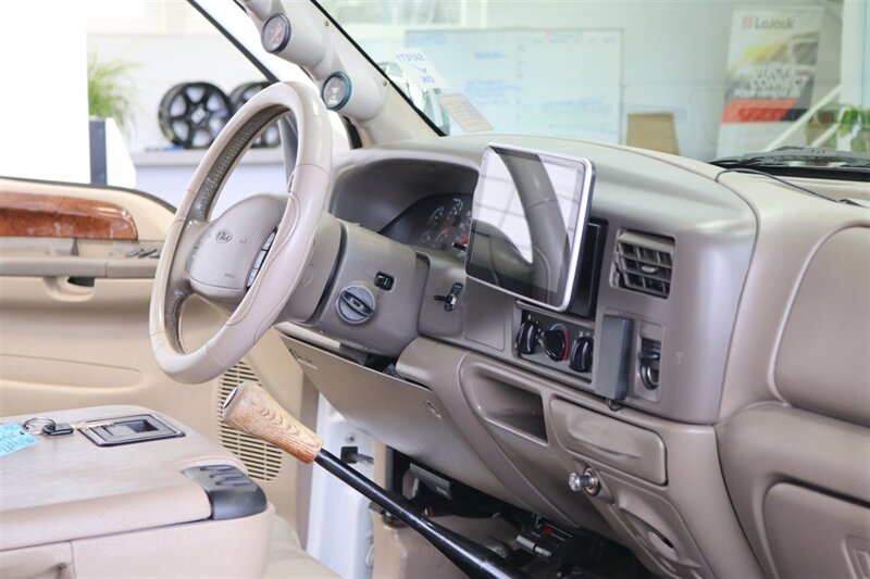 2000 Ford F-350 Lariat  1-ARIZONA OWNER* 6-SPEED MANUAL 7.3L* 100% RUST FREE* PACBRAKE EXUAST BRAKE* NEW 33 " FALKEN A/T 4W 10-PLY TIRES* ALCOA WHEELS* LINEX BED LINER* FULLY SERVICED* NEW FLUIDS* ALL BOOKS & MANUALS - Photo 85 - Portland, OR 97230