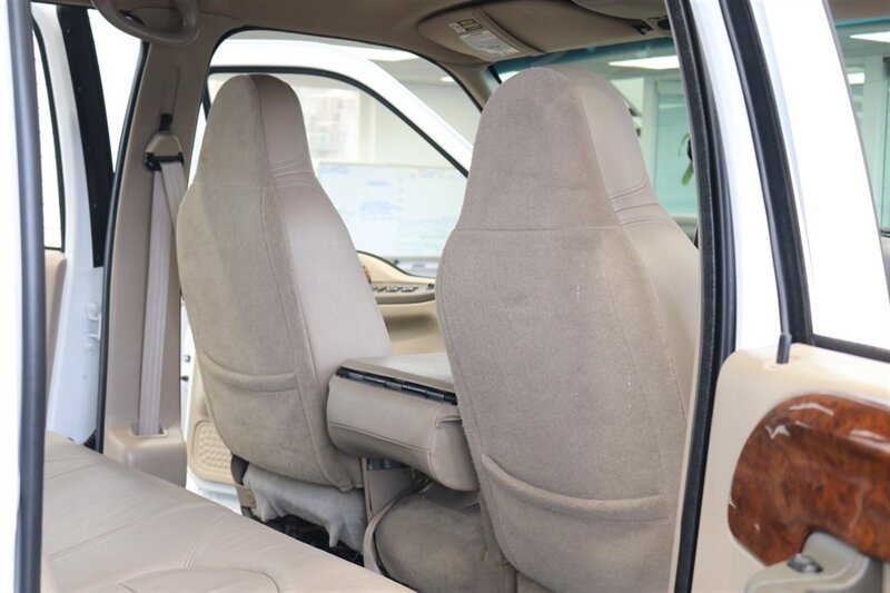 2000 Ford F-350 Lariat  1-ARIZONA OWNER* 6-SPEED MANUAL 7.3L* 100% RUST FREE* PACBRAKE EXUAST BRAKE* NEW 33 " FALKEN A/T 4W 10-PLY TIRES* ALCOA WHEELS* LINEX BED LINER* FULLY SERVICED* NEW FLUIDS* ALL BOOKS & MANUALS - Photo 69 - Portland, OR 97230