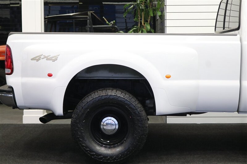 2000 Ford F-350 Lariat  1-ARIZONA OWNER* 6-SPEED MANUAL 7.3L* 100% RUST FREE* PACBRAKE EXUAST BRAKE* NEW 33 " FALKEN A/T 4W 10-PLY TIRES* ALCOA WHEELS* LINEX BED LINER* FULLY SERVICED* NEW FLUIDS* ALL BOOKS & MANUALS - Photo 51 - Portland, OR 97230