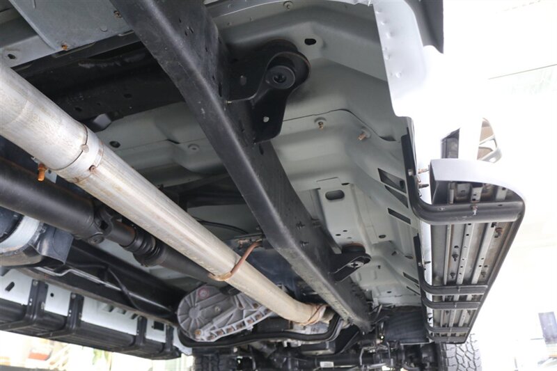 2000 Ford F-350 Lariat  1-ARIZONA OWNER* 6-SPEED MANUAL 7.3L* 100% RUST FREE* PACBRAKE EXUAST BRAKE* NEW 33 " FALKEN A/T 4W 10-PLY TIRES* ALCOA WHEELS* LINEX BED LINER* FULLY SERVICED* NEW FLUIDS* ALL BOOKS & MANUALS - Photo 26 - Portland, OR 97230