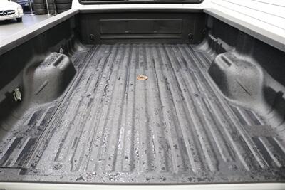 2000 Ford F-350 Lariat  1-ARIZONA OWNER* 6-SPEED MANUAL 7.3L* 100% RUST FREE* PACBRAKE EXUAST BRAKE* NEW 33 " FALKEN A/T 4W 10-PLY TIRES* ALCOA WHEELS* LINEX BED LINER* FULLY SERVICED* NEW FLUIDS* ALL BOOKS & MANUALS - Photo 15 - Portland, OR 97230