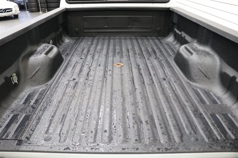 2000 Ford F-350 Lariat  1-ARIZONA OWNER* 6-SPEED MANUAL 7.3L* 100% RUST FREE* PACBRAKE EXUAST BRAKE* NEW 33 " FALKEN A/T 4W 10-PLY TIRES* ALCOA WHEELS* LINEX BED LINER* FULLY SERVICED* NEW FLUIDS* ALL BOOKS & MANUALS - Photo 15 - Portland, OR 97230